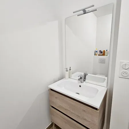 Neuf, 200m De La De Appartement