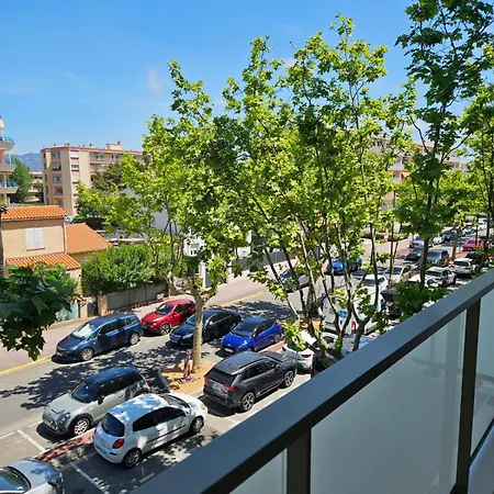 Neuf, 200m De La De Fréjus